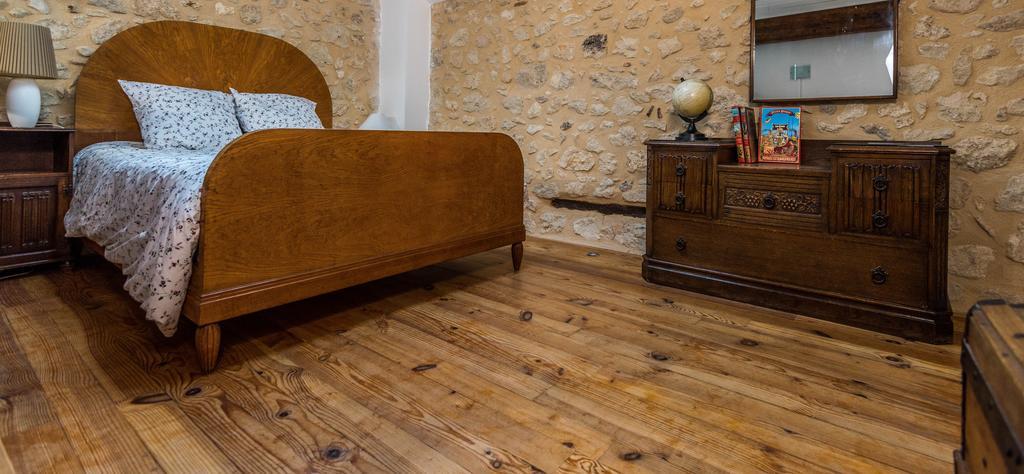 Chambres D'Hotes Le Relais Des Remparts Rions Exterior foto